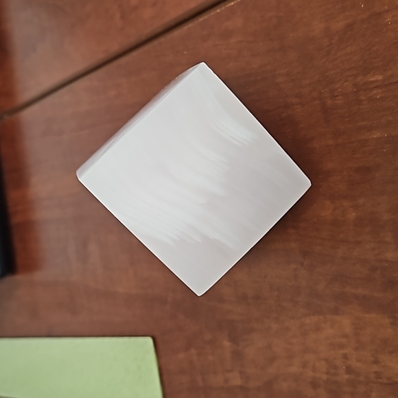 2x2x2 pink calcite cube - Picture 3 of 6